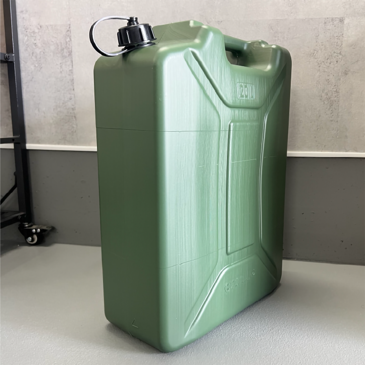 チェコ ジェリ缶 プラスティック 20L