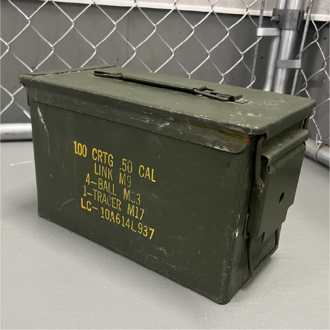 U.S.アンモボックス ミディアム 50CAL