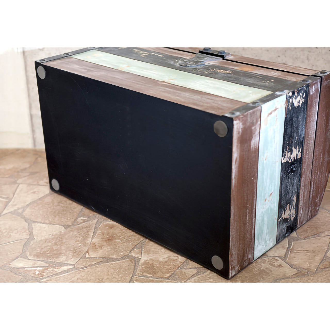 Liberte シークレット トランク|アンティーク風の収納にもなるディスプレイアイテム