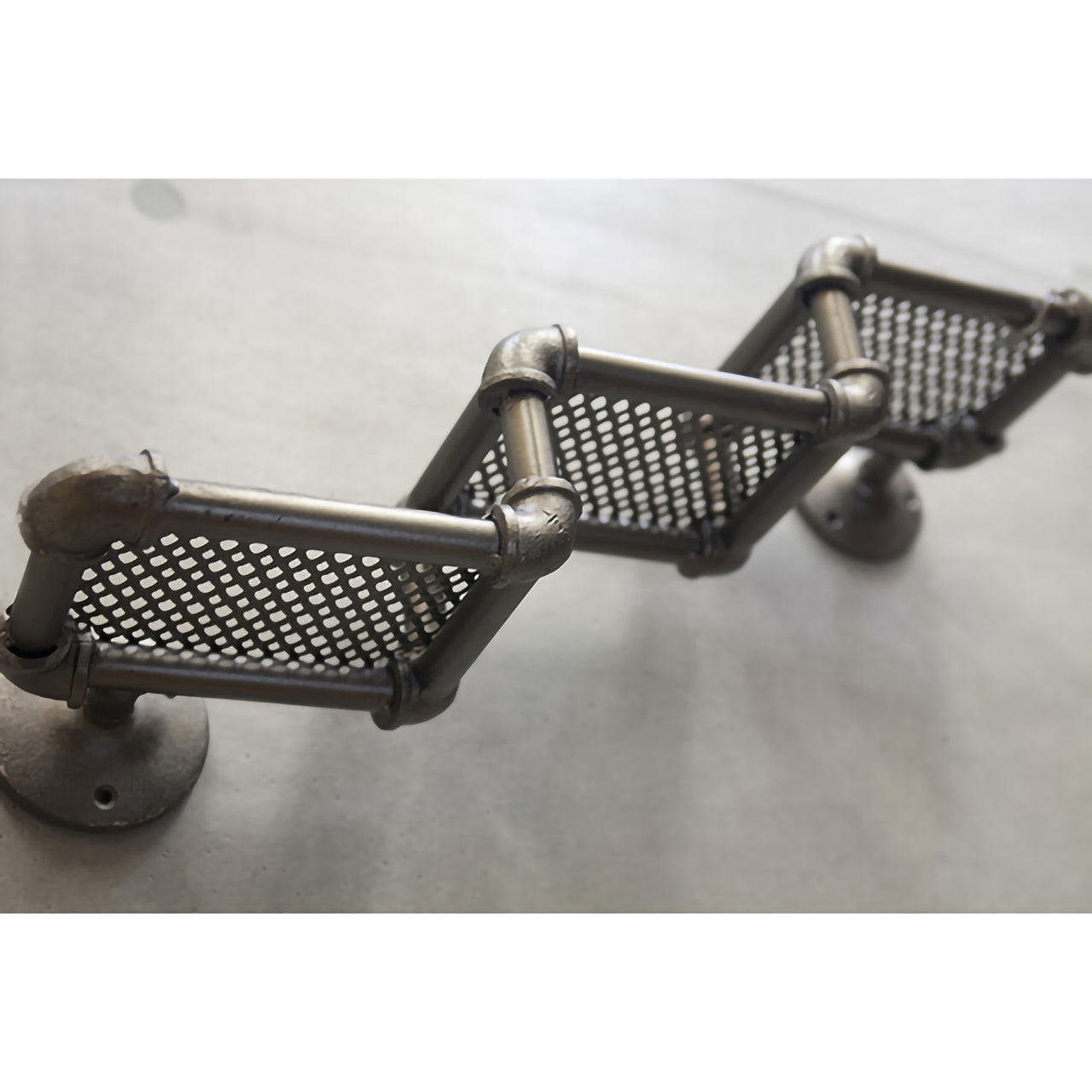 インダストリアル ウォール 3段シェルフ