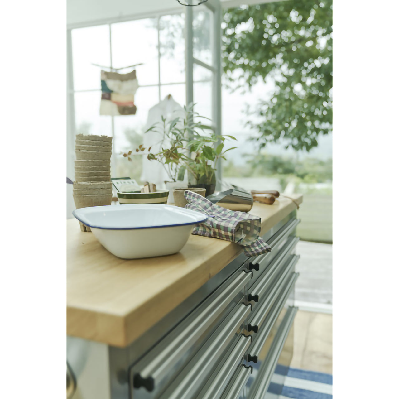 GB-S14  ツールキャビネット|幅142cmの大型収納、ステンレス×天然木の高機能キャビネット