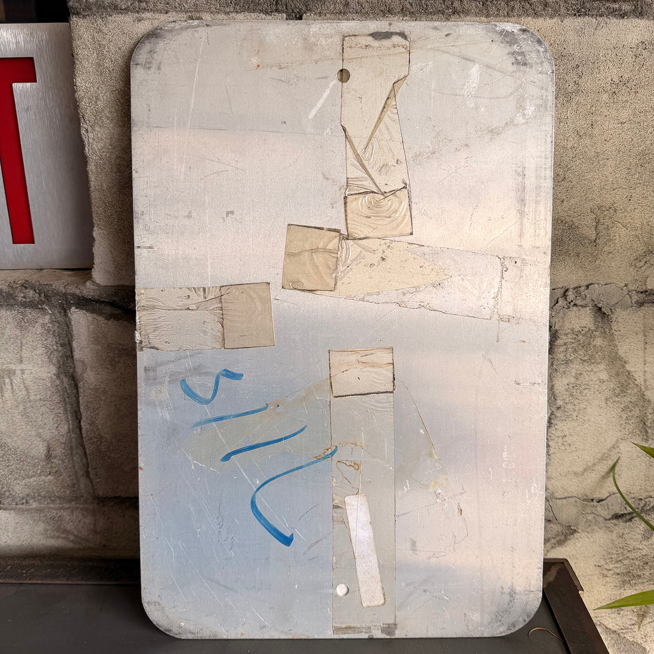 【本物のアメリカンロードサイン】-No Parking 9AM-12NOON-