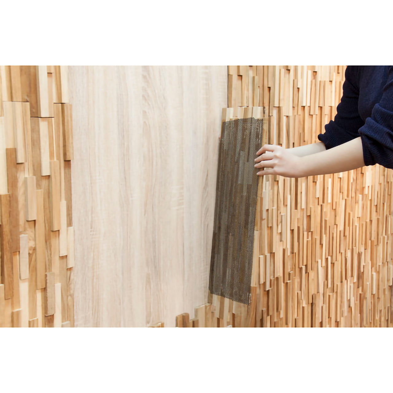 GB-DS01 ウォールパネル(10枚セット)|天然木チークの質感が映える、空間を彩る壁面アクセント