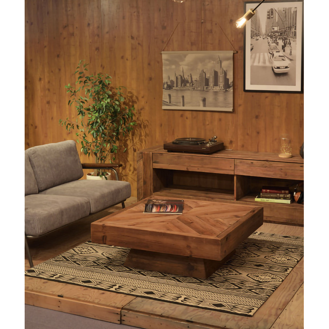 GB-T08 リビングテーブル|古材の風合いが映える、正方形のヴィンテージローテーブル