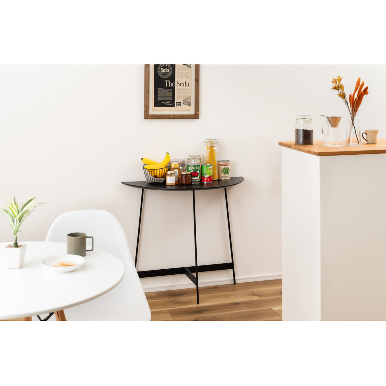 GB-T13BK コンソール|半円フォルムが空間にやさしく馴染む、洗練されたモダンテーブル