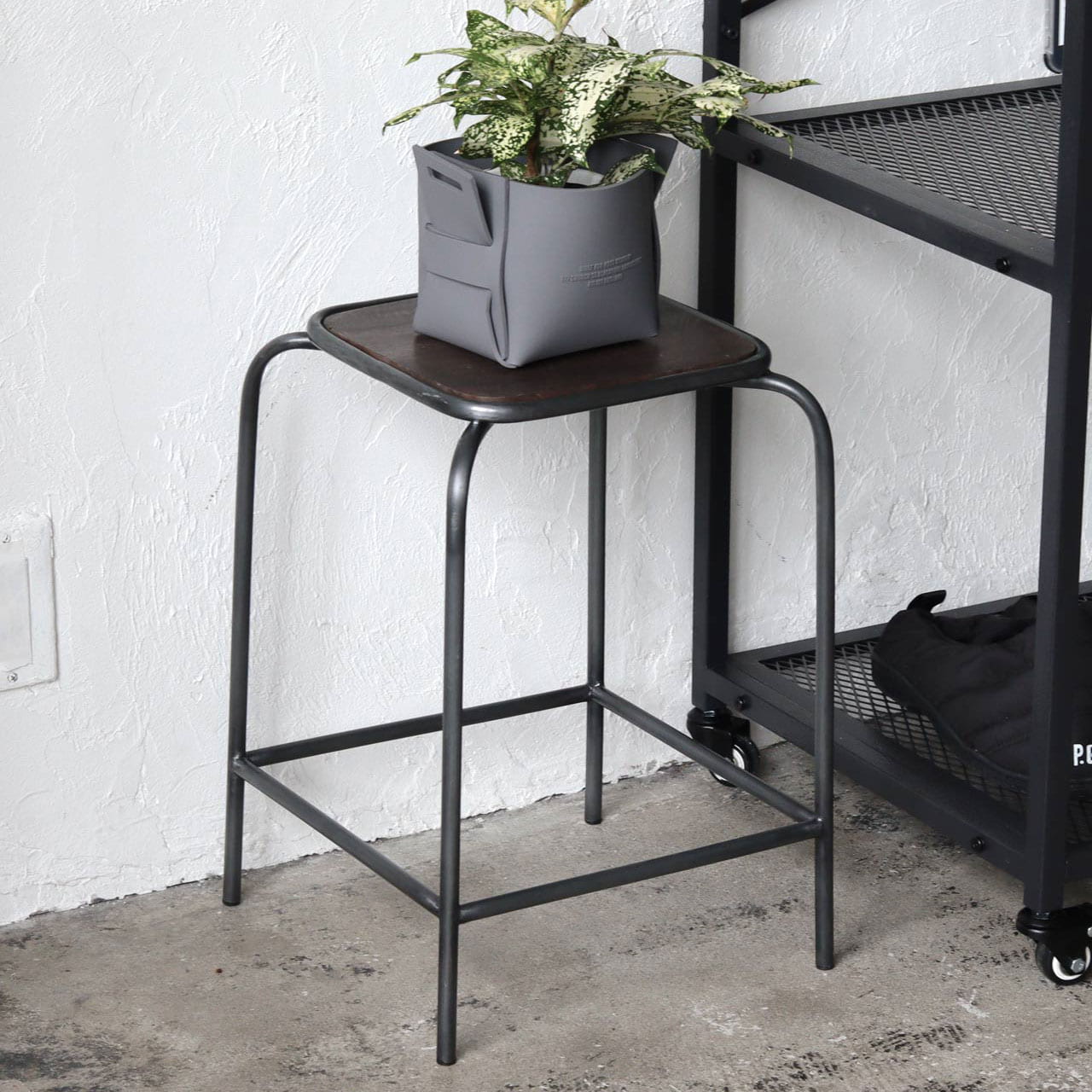 INDUSTRIAL STOOL / インダストリアル スツール