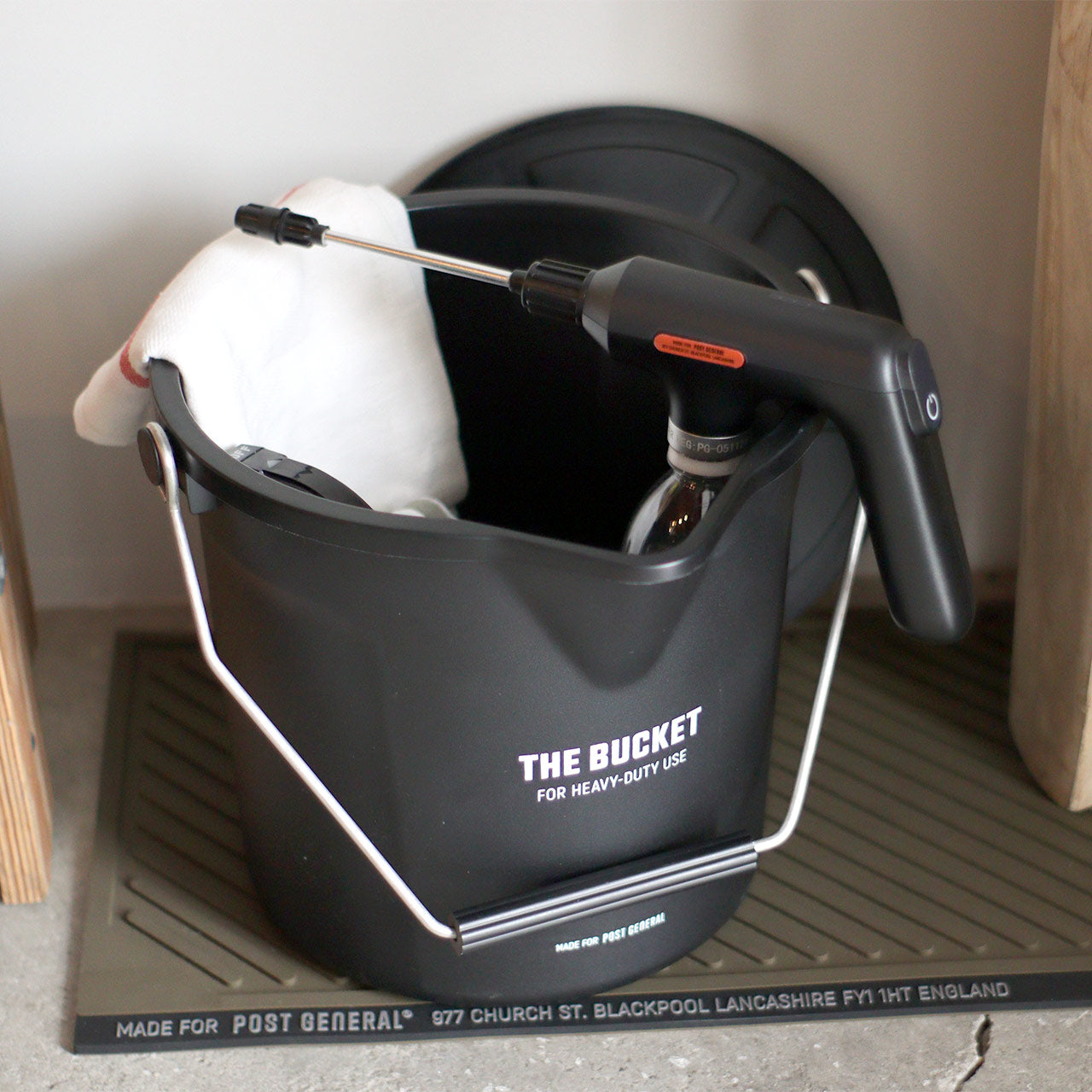 THE BUCKET 10L WITH LID / バケット10リッター ウィズリッド