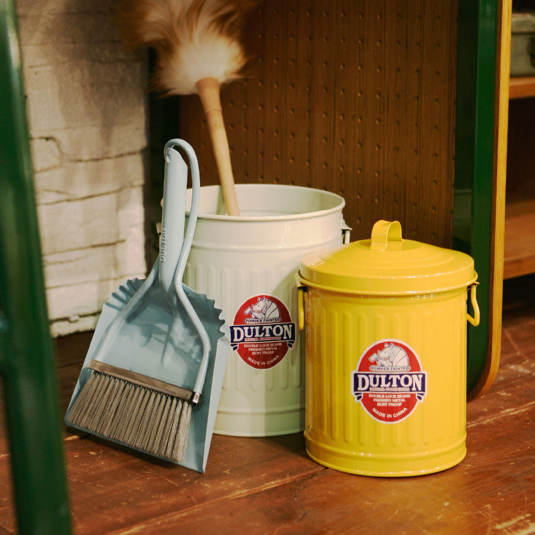 MINI GARBAGE CAN