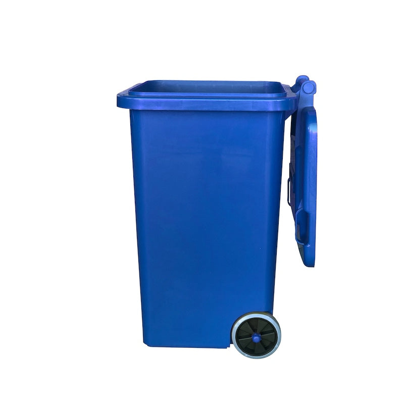 PLASTIC TRASH CAN