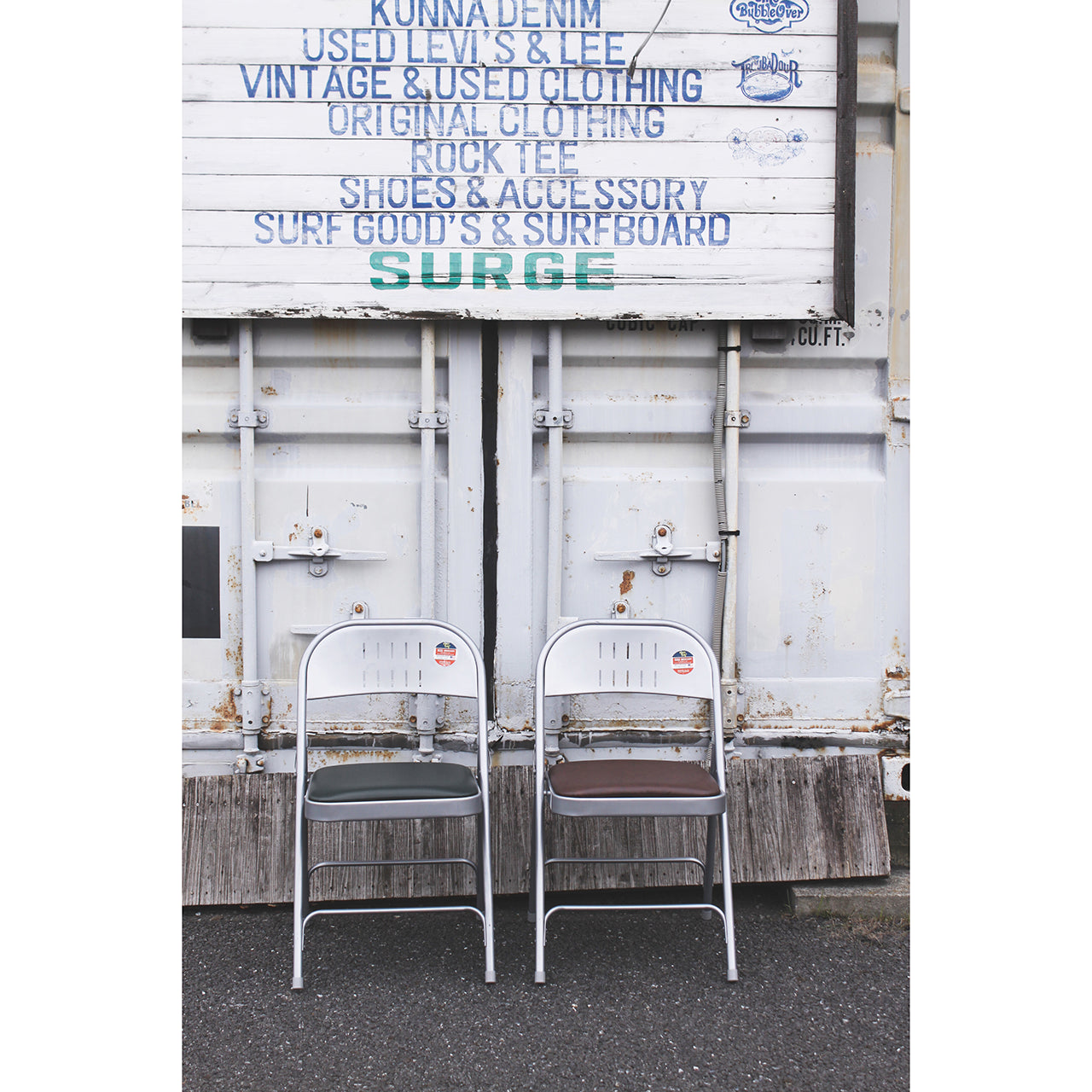 フォルディングチェア