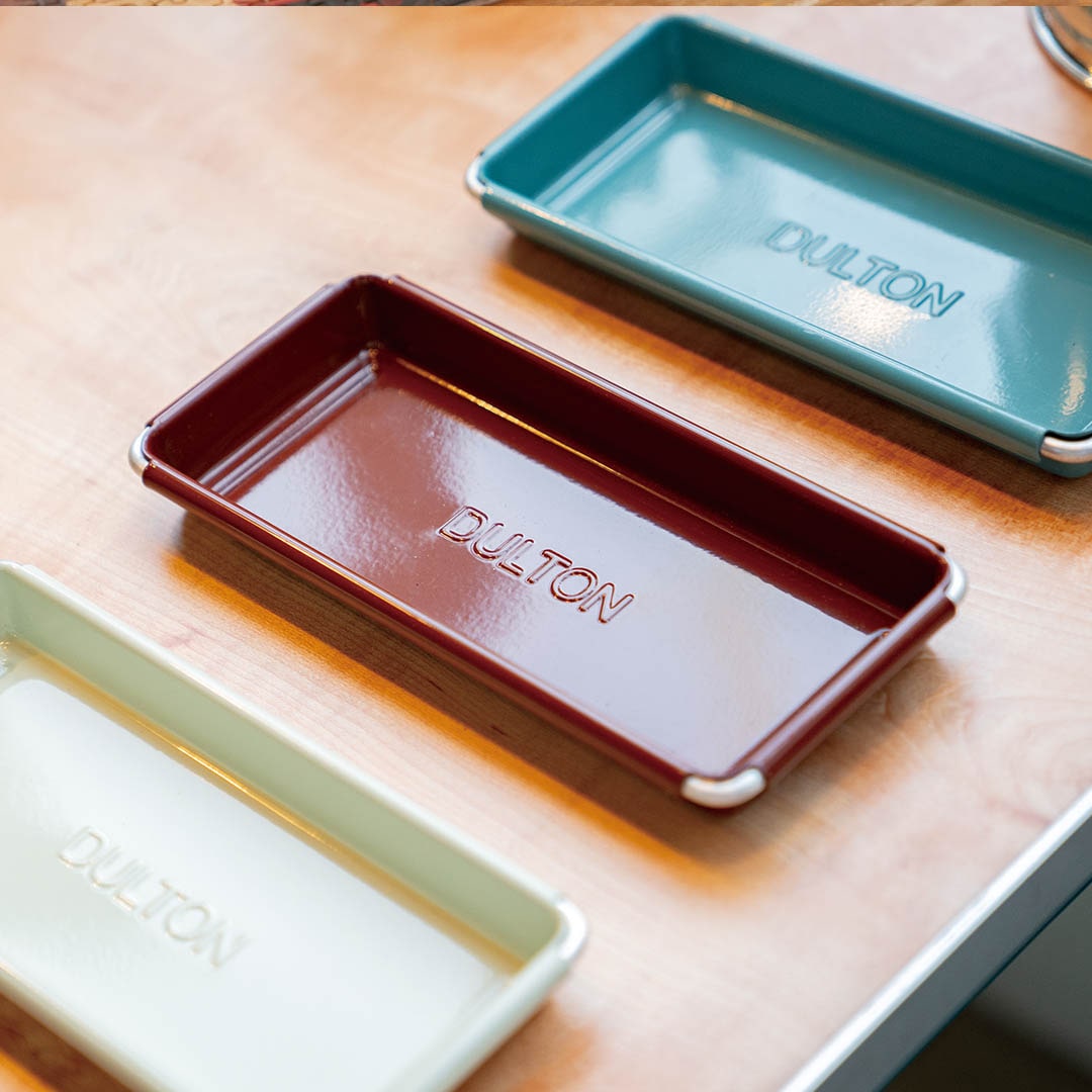 DESKTOP TRAY