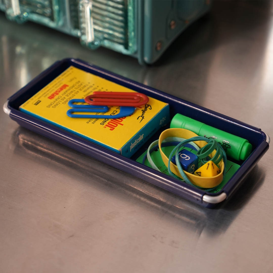 DESKTOP TRAY