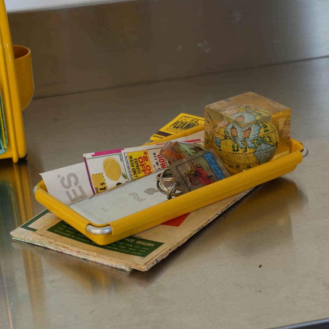 DESKTOP TRAY