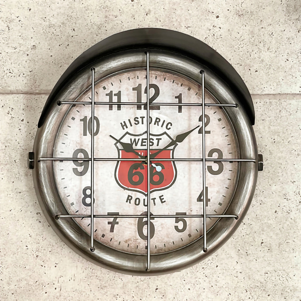 アンティーククロック サブマリン｜潜水艦の窓をモチーフにした、遊び心あふれる壁掛け時計