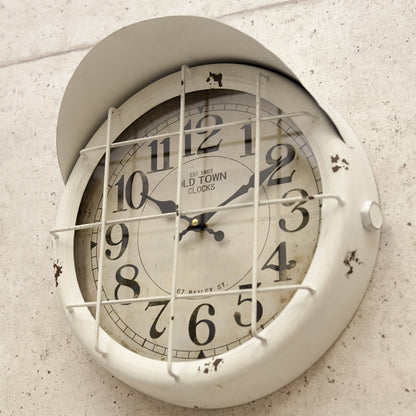 アンティーククロック サブマリン｜潜水艦の窓をモチーフにした、遊び心あふれる壁掛け時計