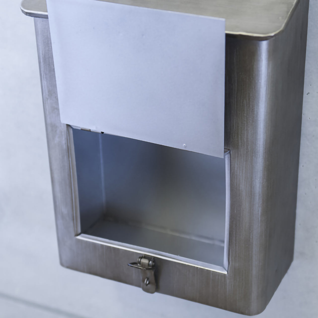 インダストリアル ポストボックス　