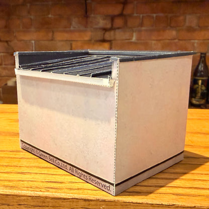 『無料』ペーパークラフト【GarageOutfitters店舗】