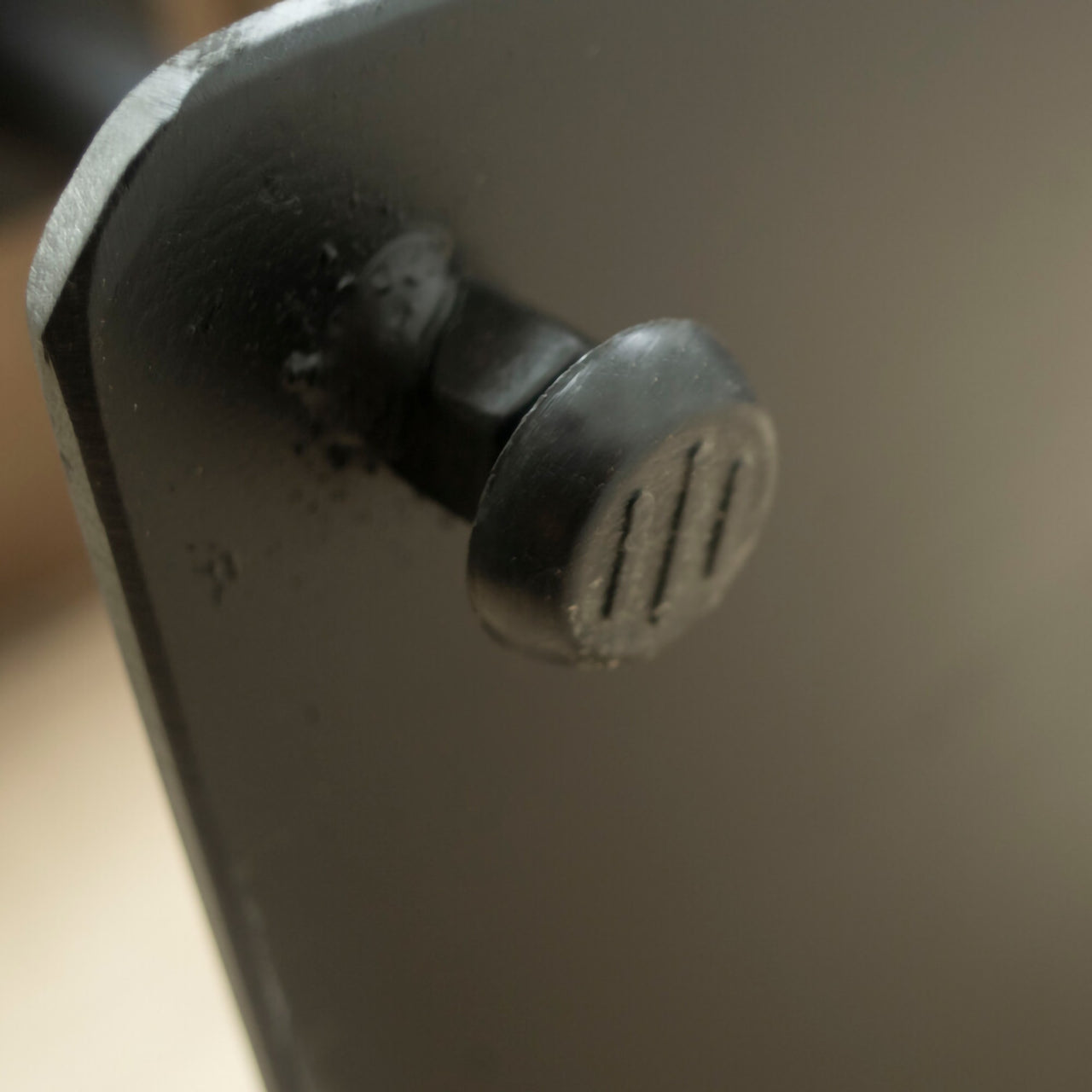 古材カフェテーブル ヘリンボーン／W600×D600