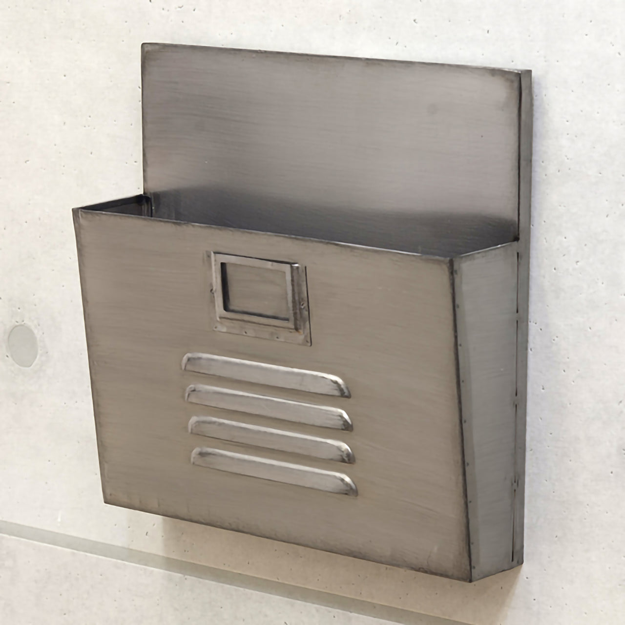 インダストリアル ウォール レターラック1　