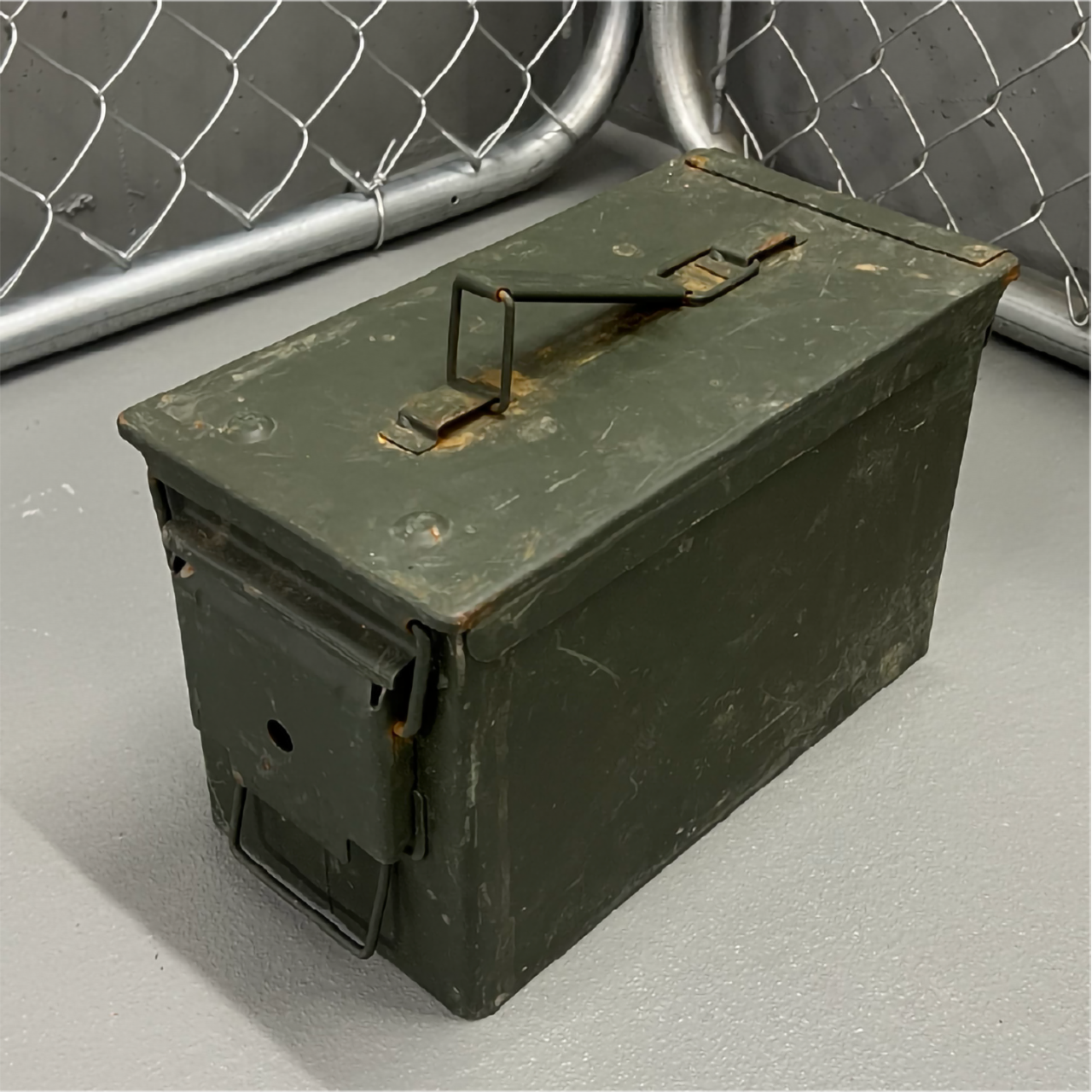 U.S.アンモボックス ミディアム 50CAL