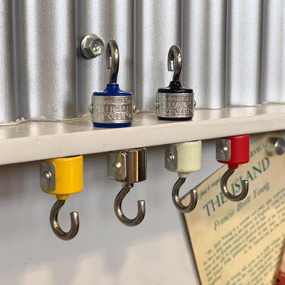 MAGNETIC HOOK SET OF 2