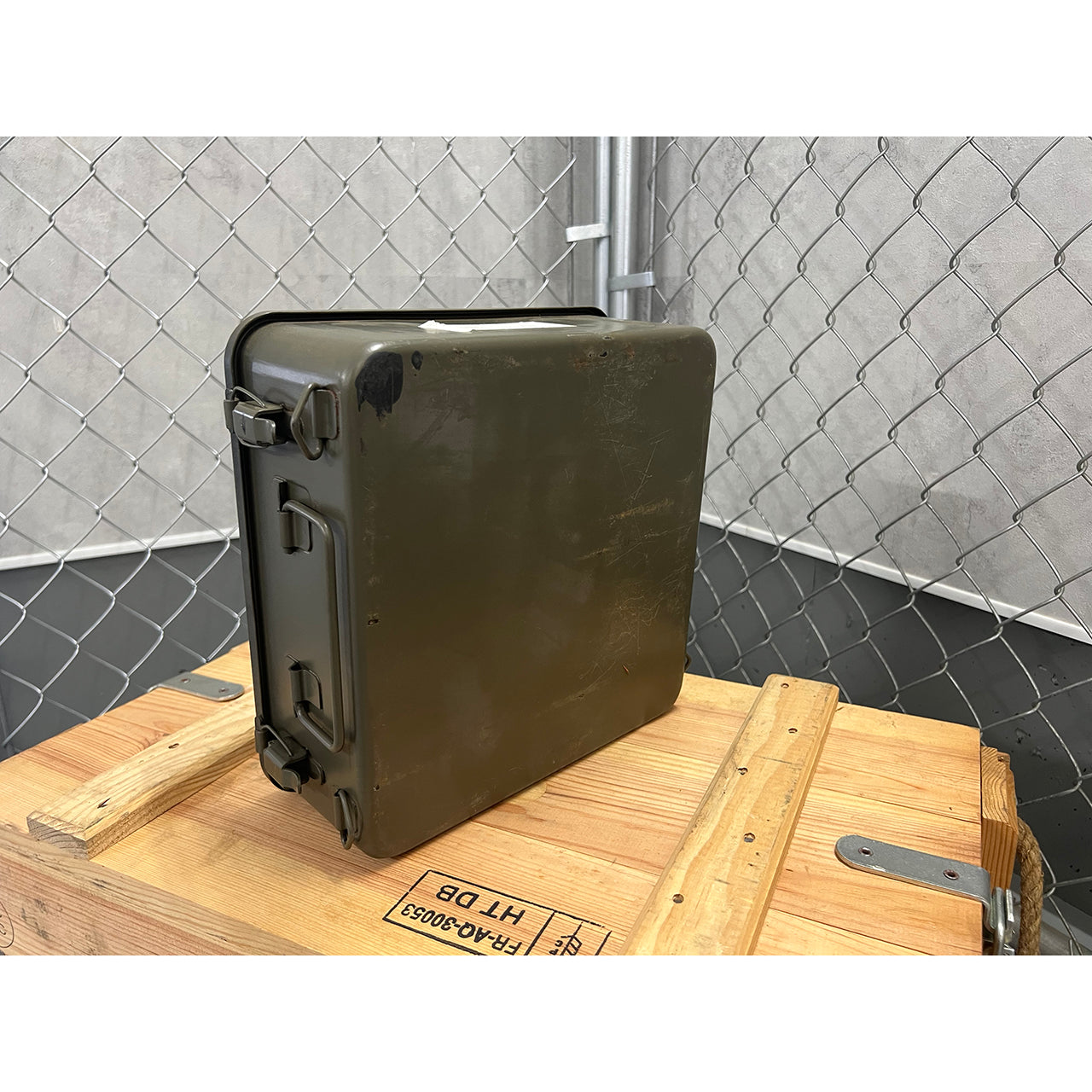 フランス ファーストエイドボックス M