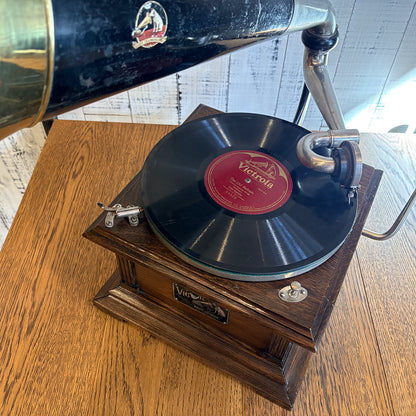 【Victor 製 レコードプレイヤー Ⅱ M型（1905-1909年製）】アンティーク蓄音機セット