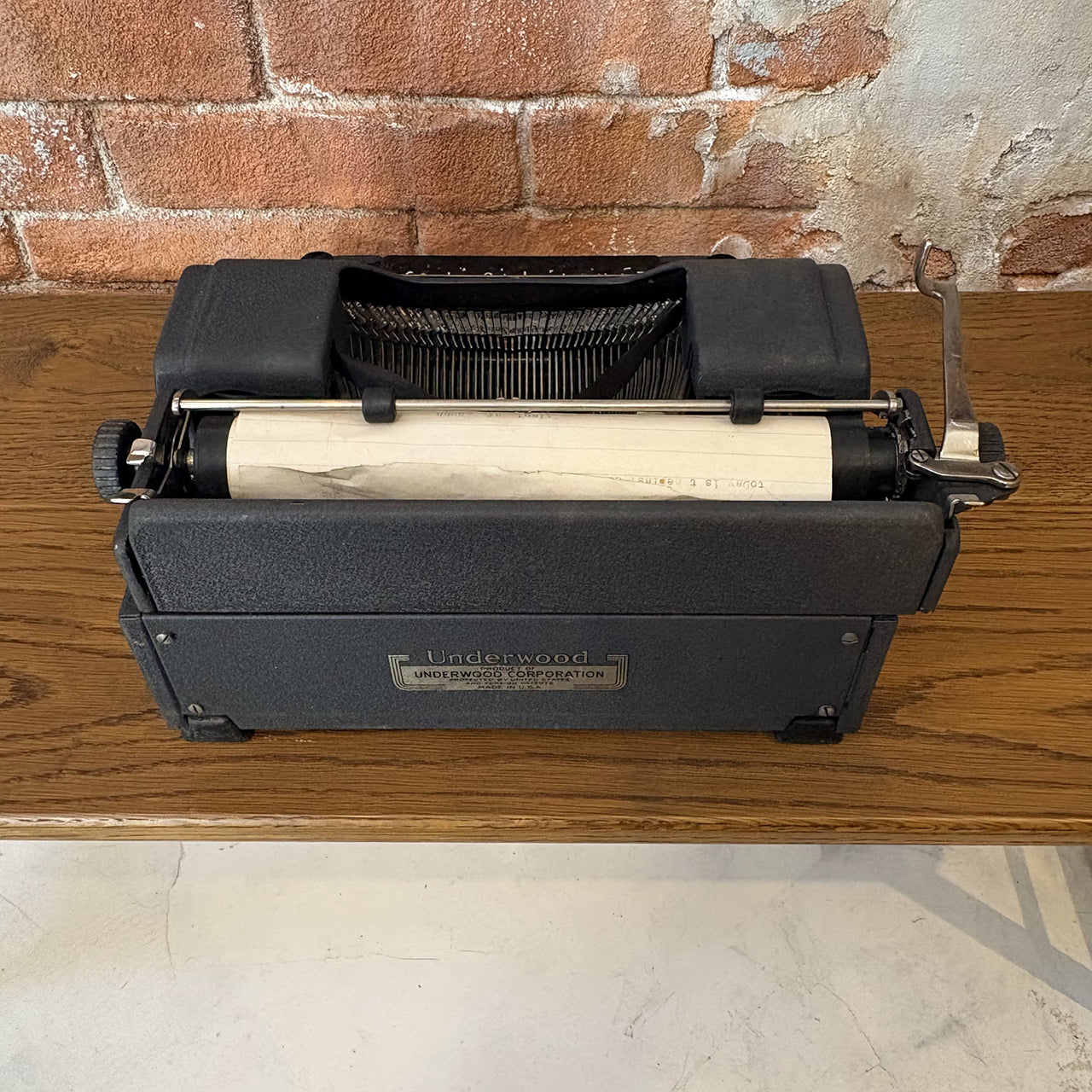 Underwood ヴィンテージ タイプライター【アメリカ買付品】収納箱付き（ふた無し）