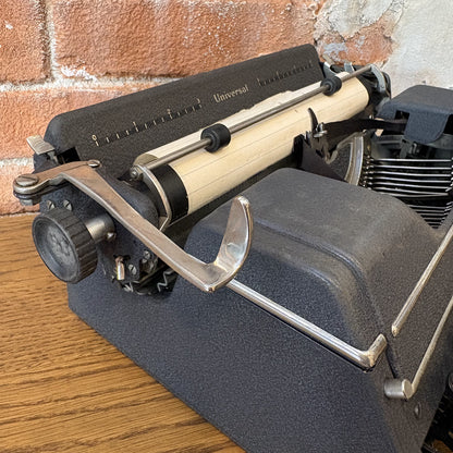Underwood ヴィンテージ タイプライター【アメリカ買付品】収納箱付き（ふた無し）