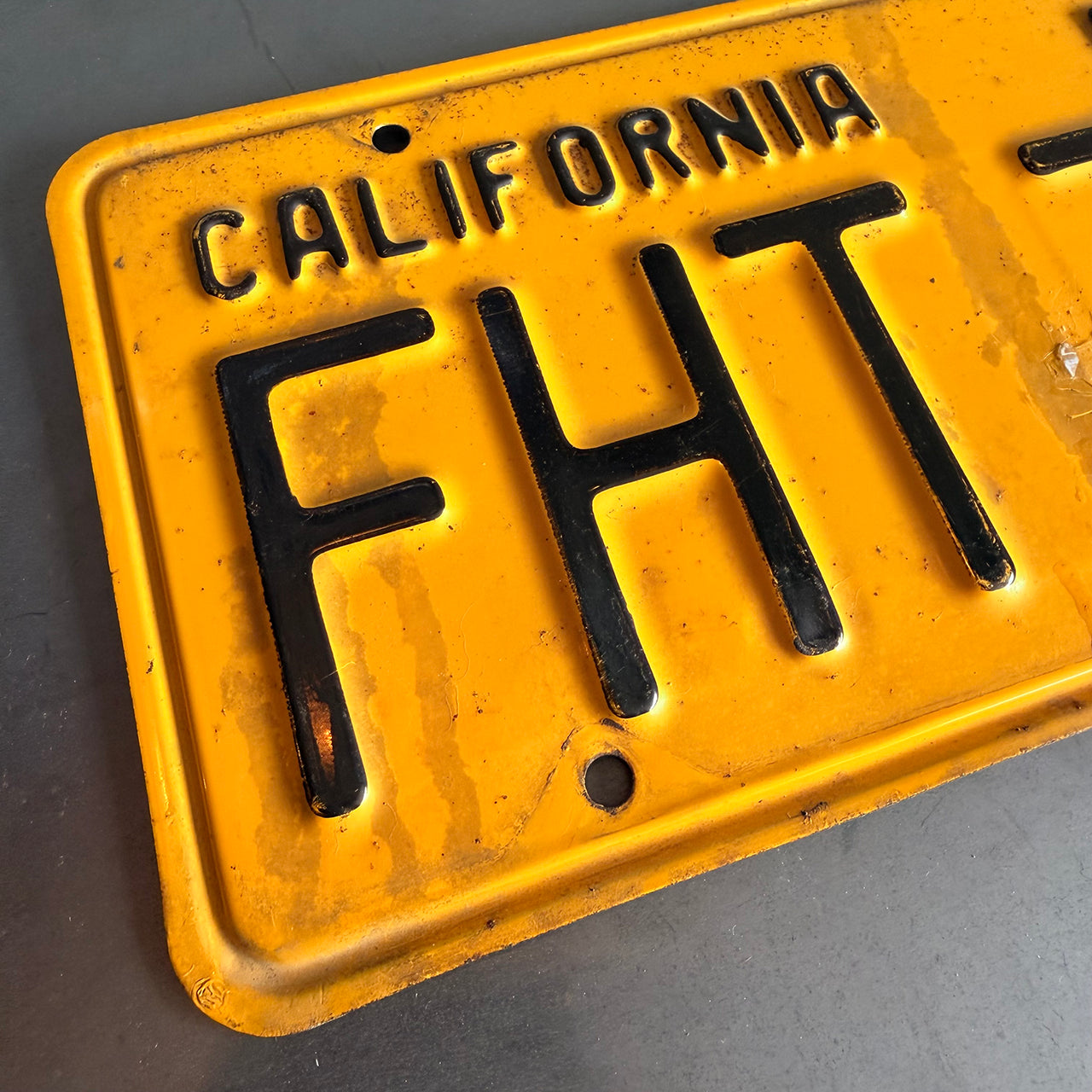 1956年製 アメリカンヴィンテージ ナンバープレート【FHT772 1956年製 アメリカンヴィンテージ ナンバープレート【FHT772