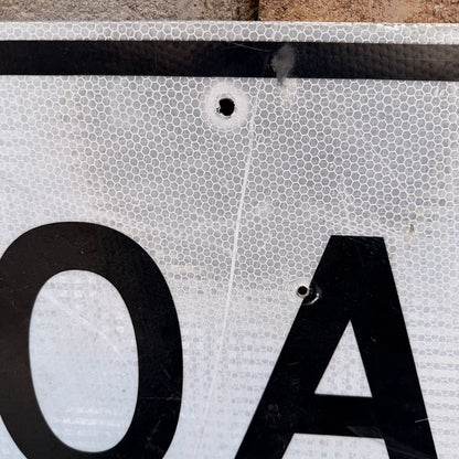 【本物のアメリカンロードサイン】-Road Closed-