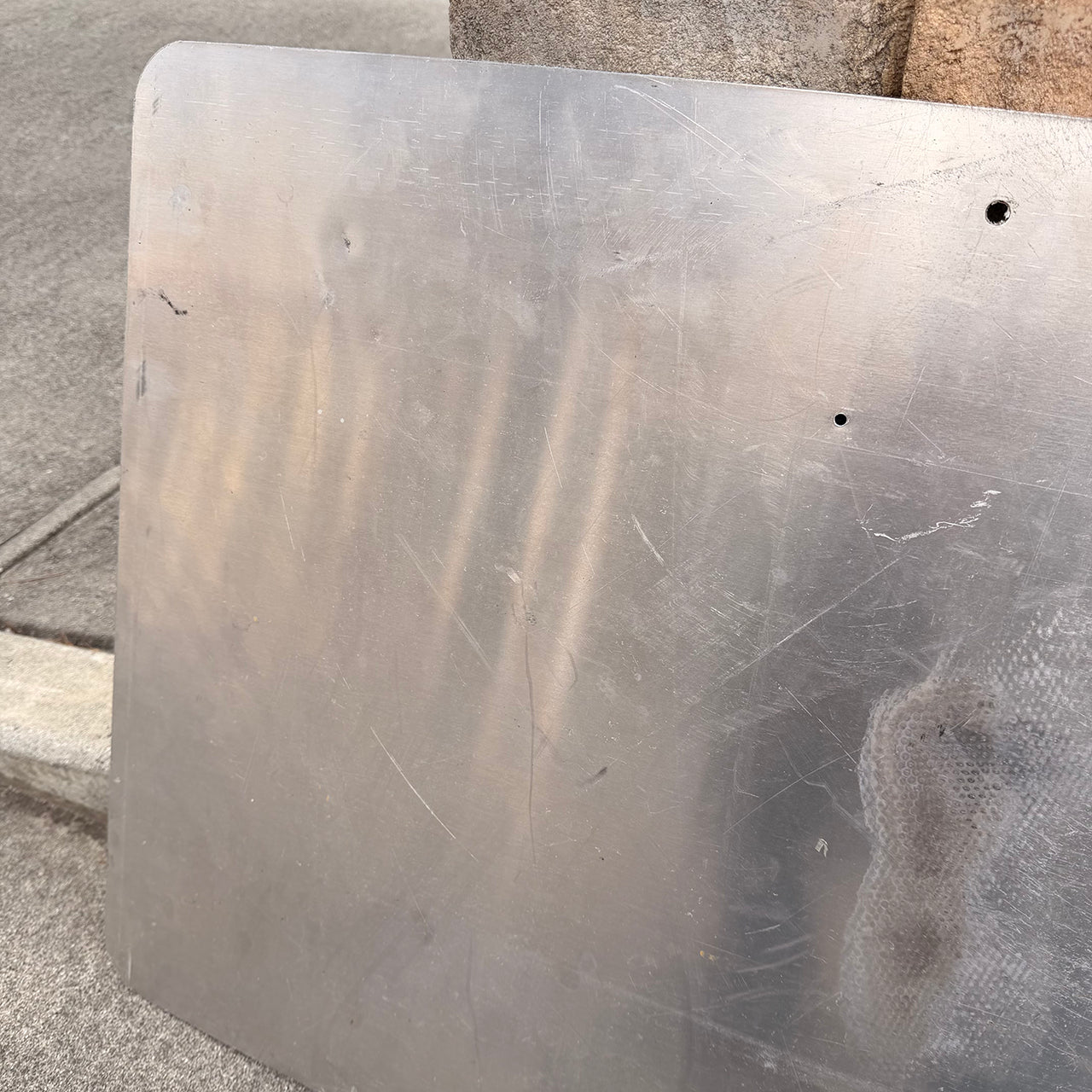 【本物のアメリカンロードサイン】-Road Closed-