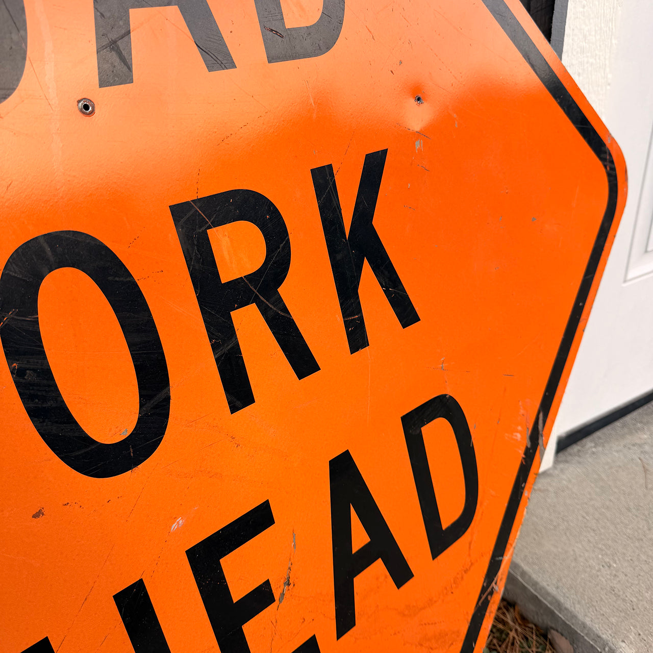 【本物のアメリカンロードサイン】-Road Word Ahead-