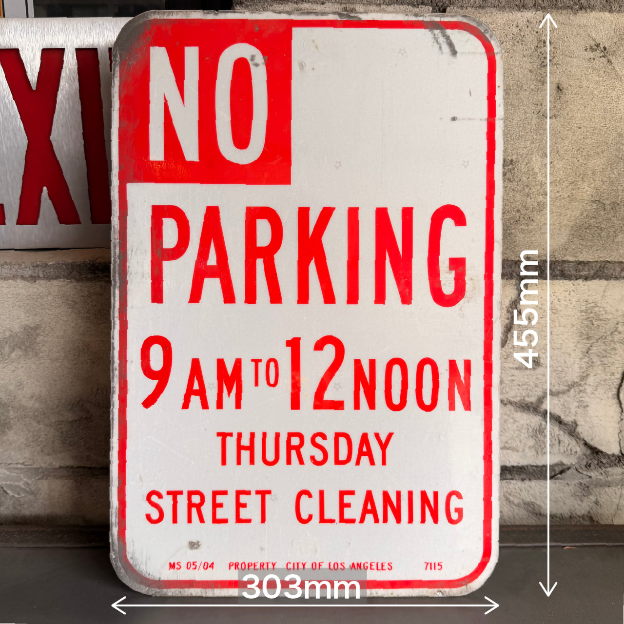 【本物のアメリカンロードサイン】-No　Parking 9AM-12NOON-