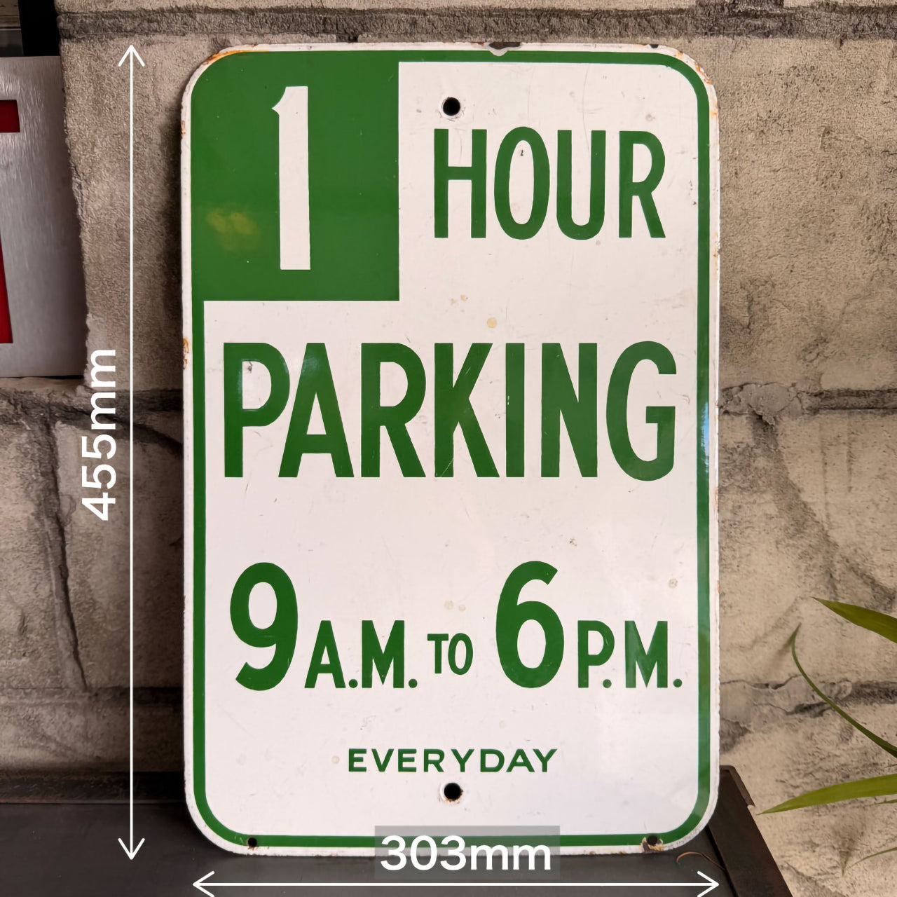 【本物のアメリカンロードサイン】-1hour Parkinng-