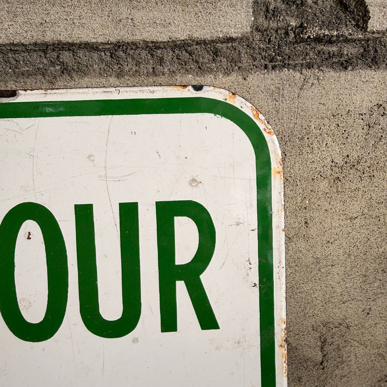 【本物のアメリカンロードサイン】-1hour Parkinng-