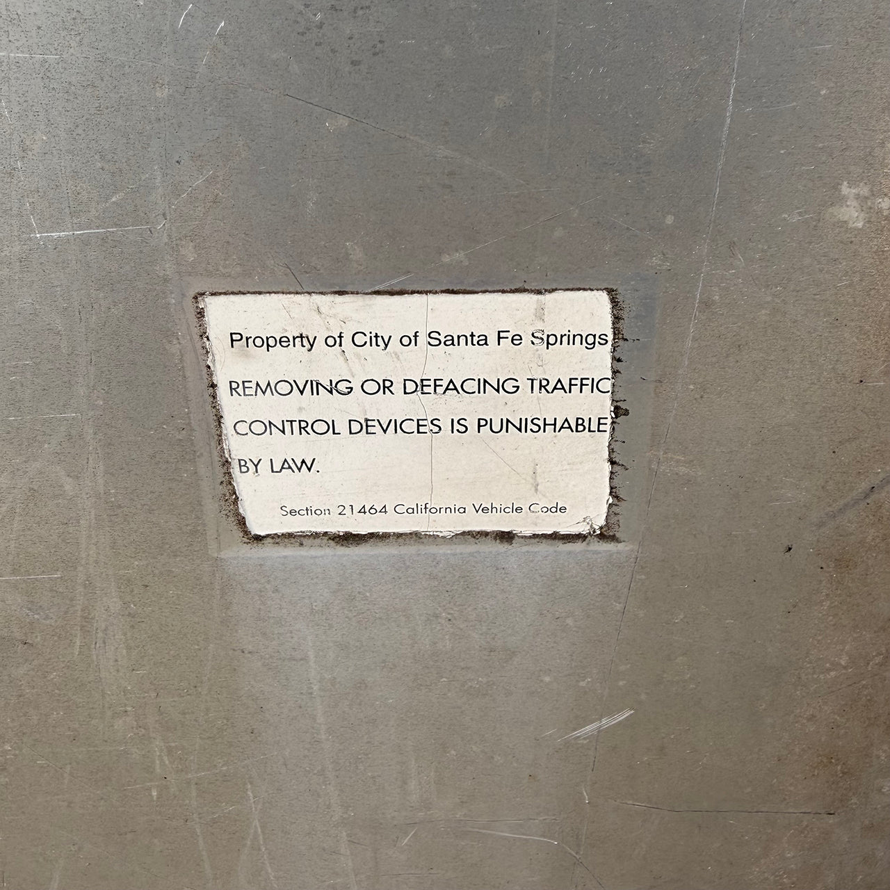 【本物のアメリカンロードサイン】-20M.P.H.-