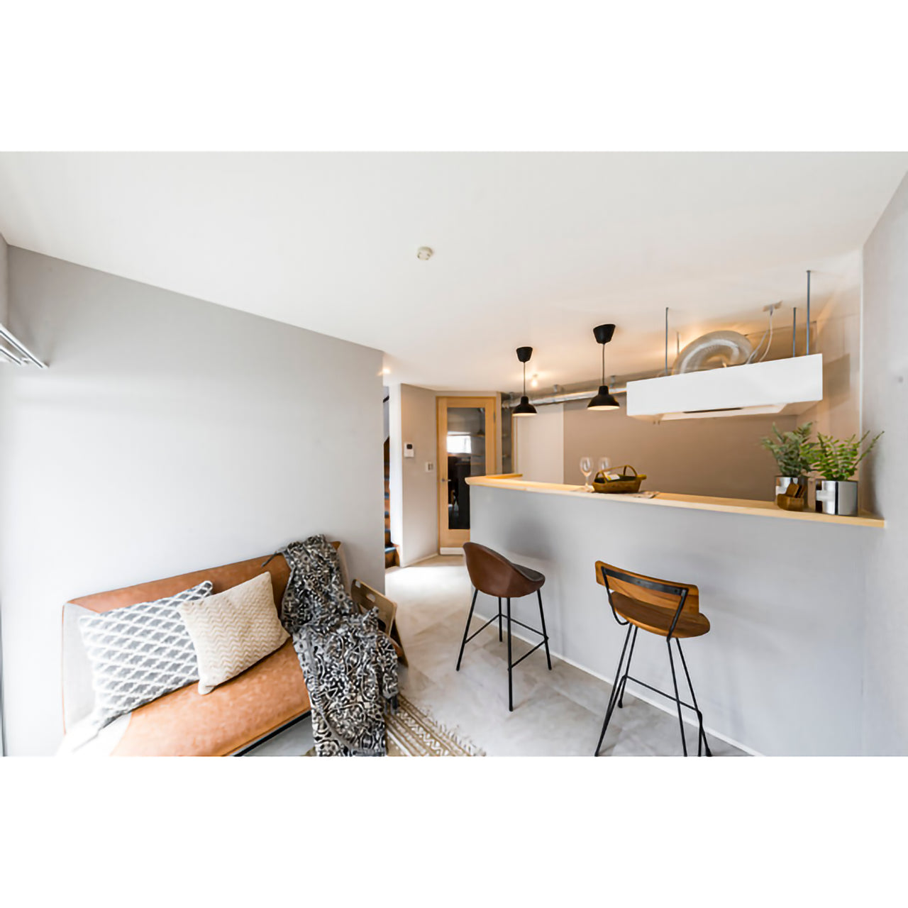 GB-C010　ウッドカウンターチェア　