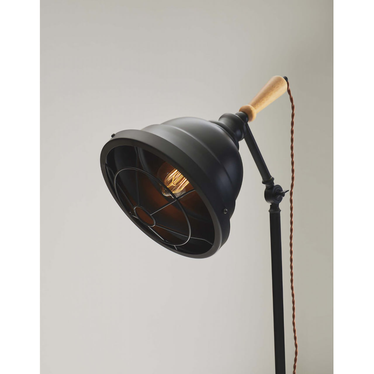 GB-L13 　デスクライト（電球付属）