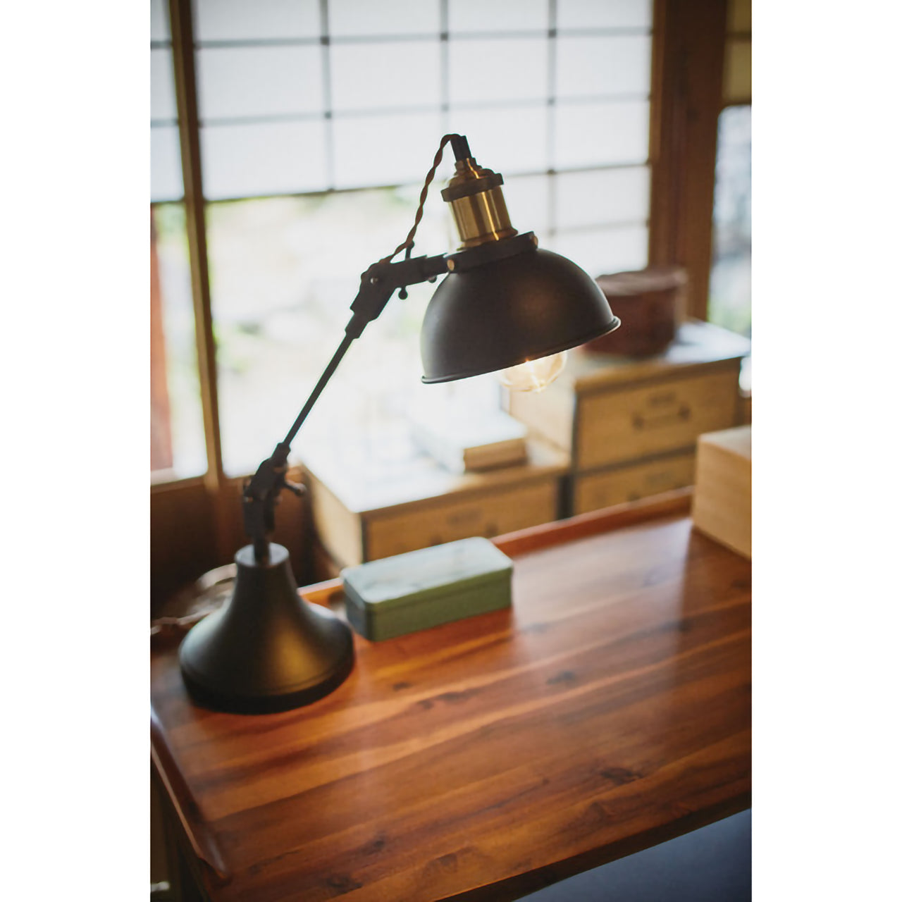 GB-L13 　デスクライト（電球付属）