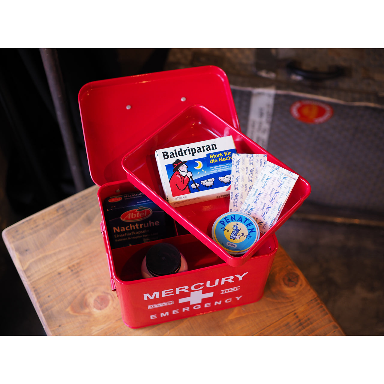 エマージェンシーボックス