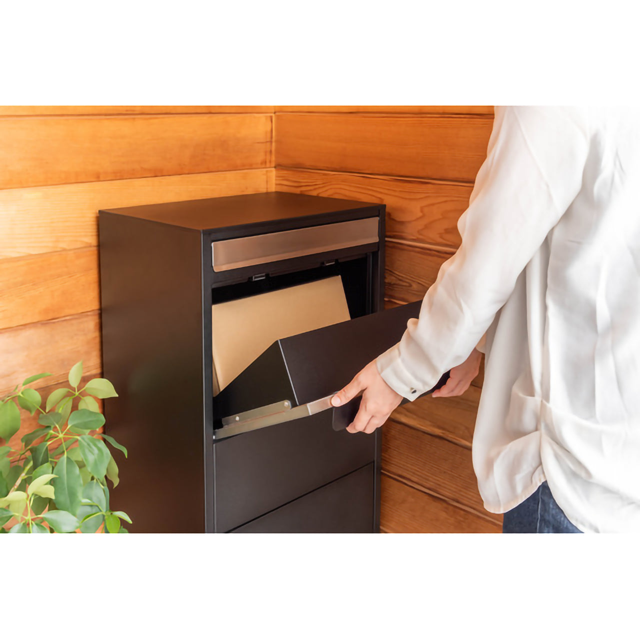 GB-LF17SV/WH　スタイリッシュ宅配ボックス