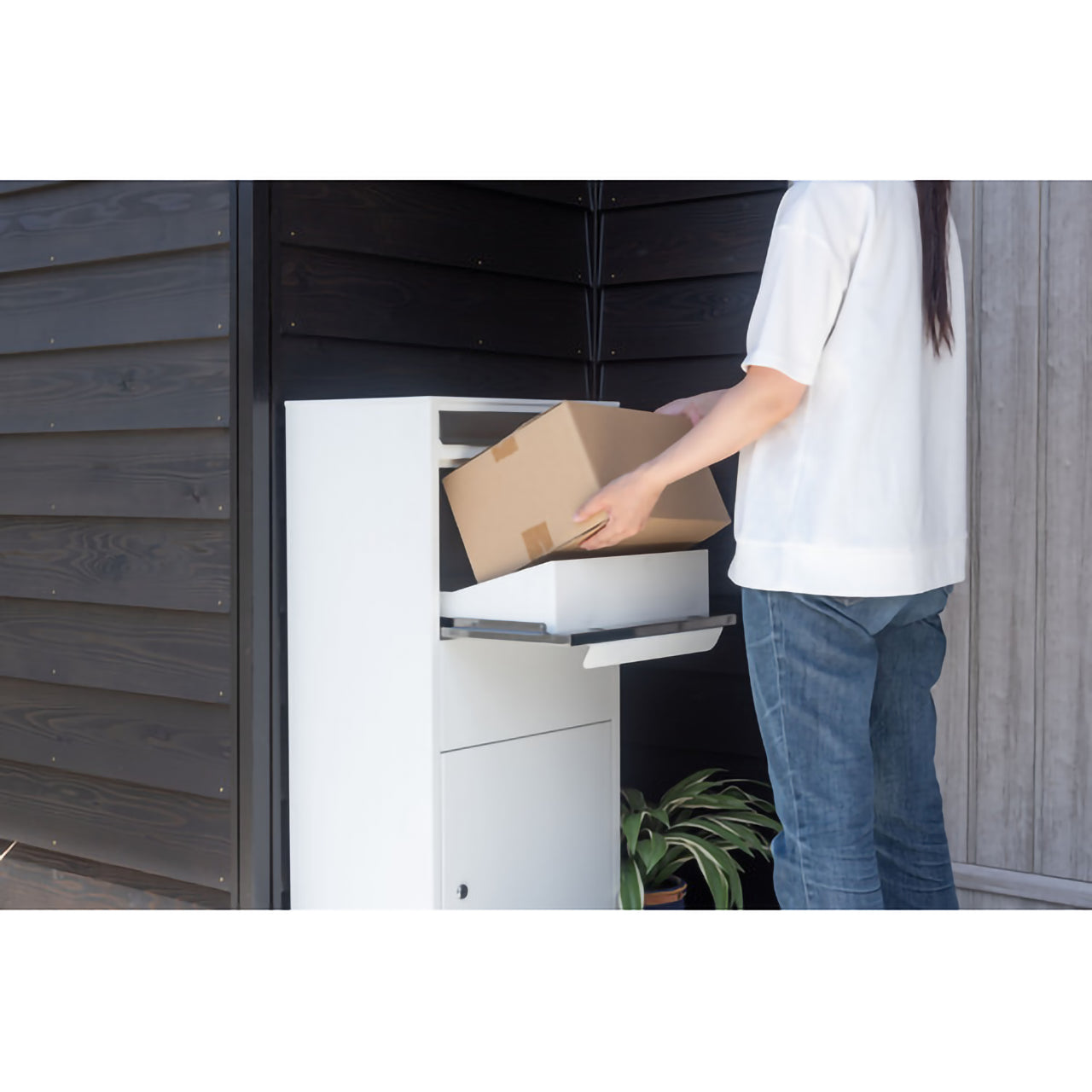 GB-LF17SV/WH　スタイリッシュ宅配ボックス