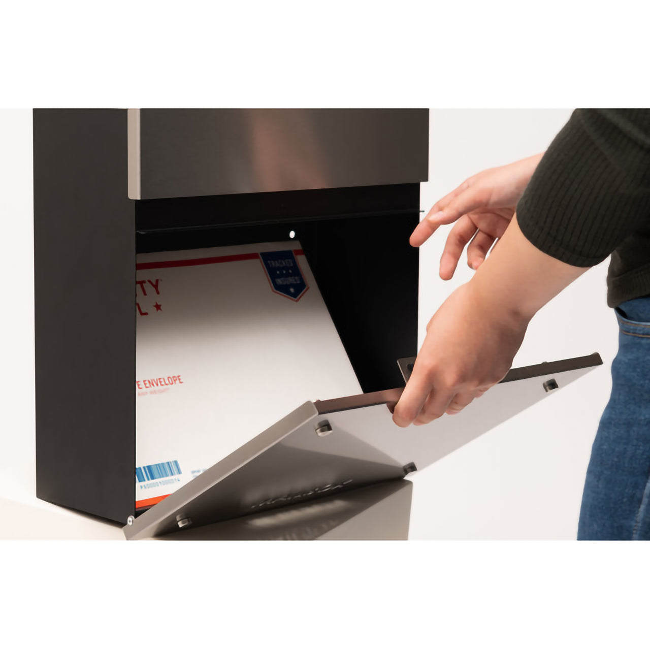 GB-LF19　シンプル＆スマート壁掛けポスト