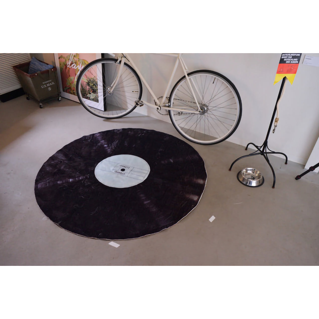 GB-R01　レコード型ラグ　