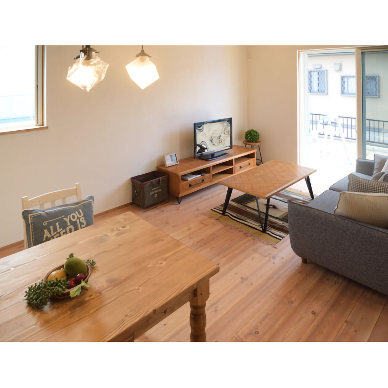 GB-C06　ラウンドスツール　