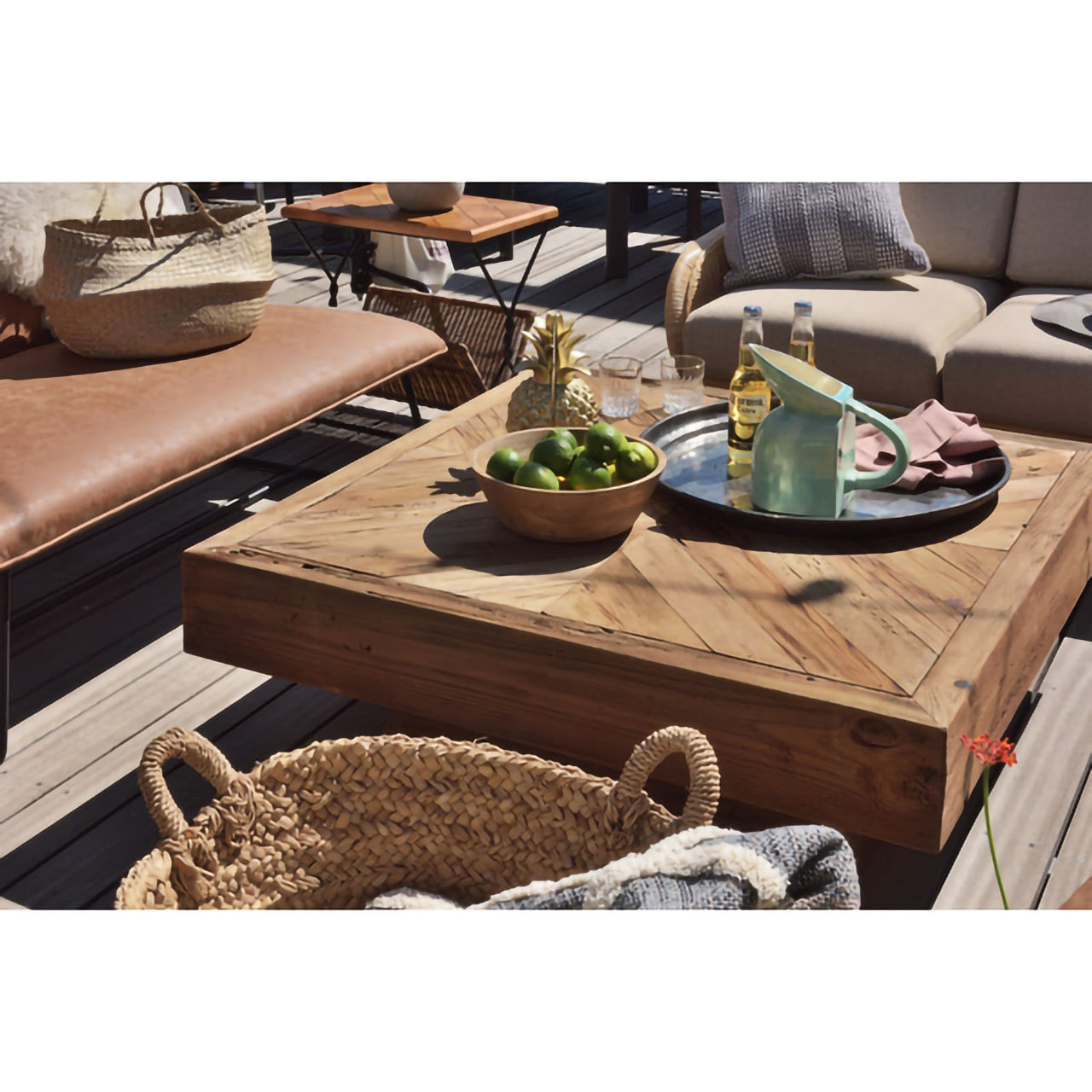 GB-T08 リビングテーブル｜古材の風合いが映える、正方形のヴィンテージローテーブル