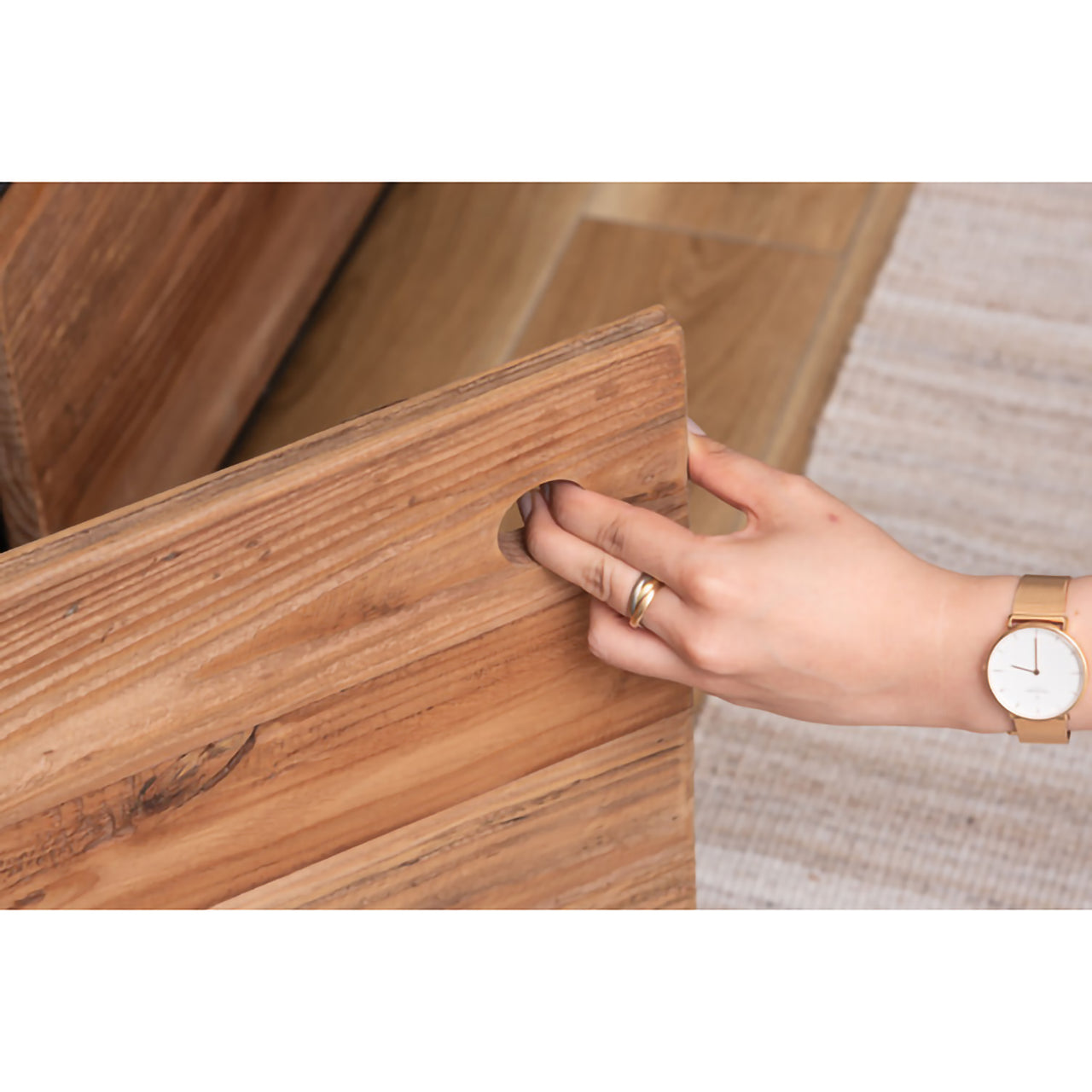 GB-T10  ローボード｜古材×ブラックの無骨な美しさ、空間に映えるヴィンテージテレビ台