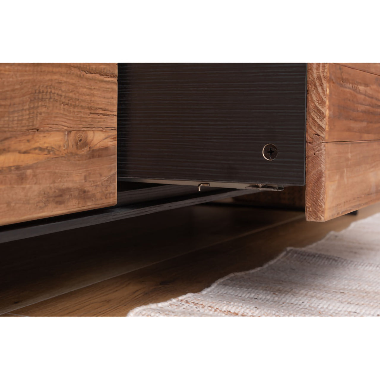 GB-T10  ローボード｜古材×ブラックの無骨な美しさ、空間に映えるヴィンテージテレビ台