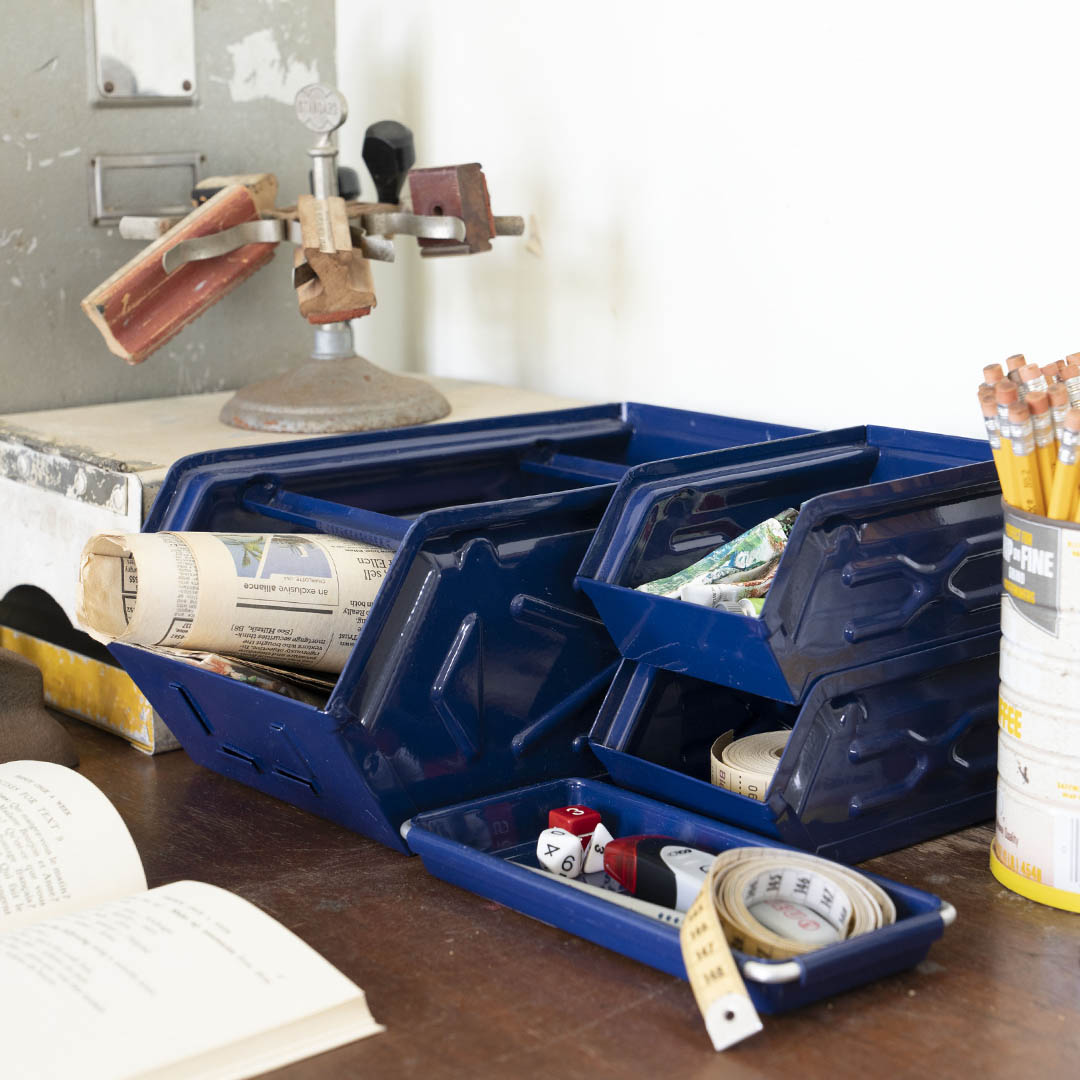 PARTS STOCKER